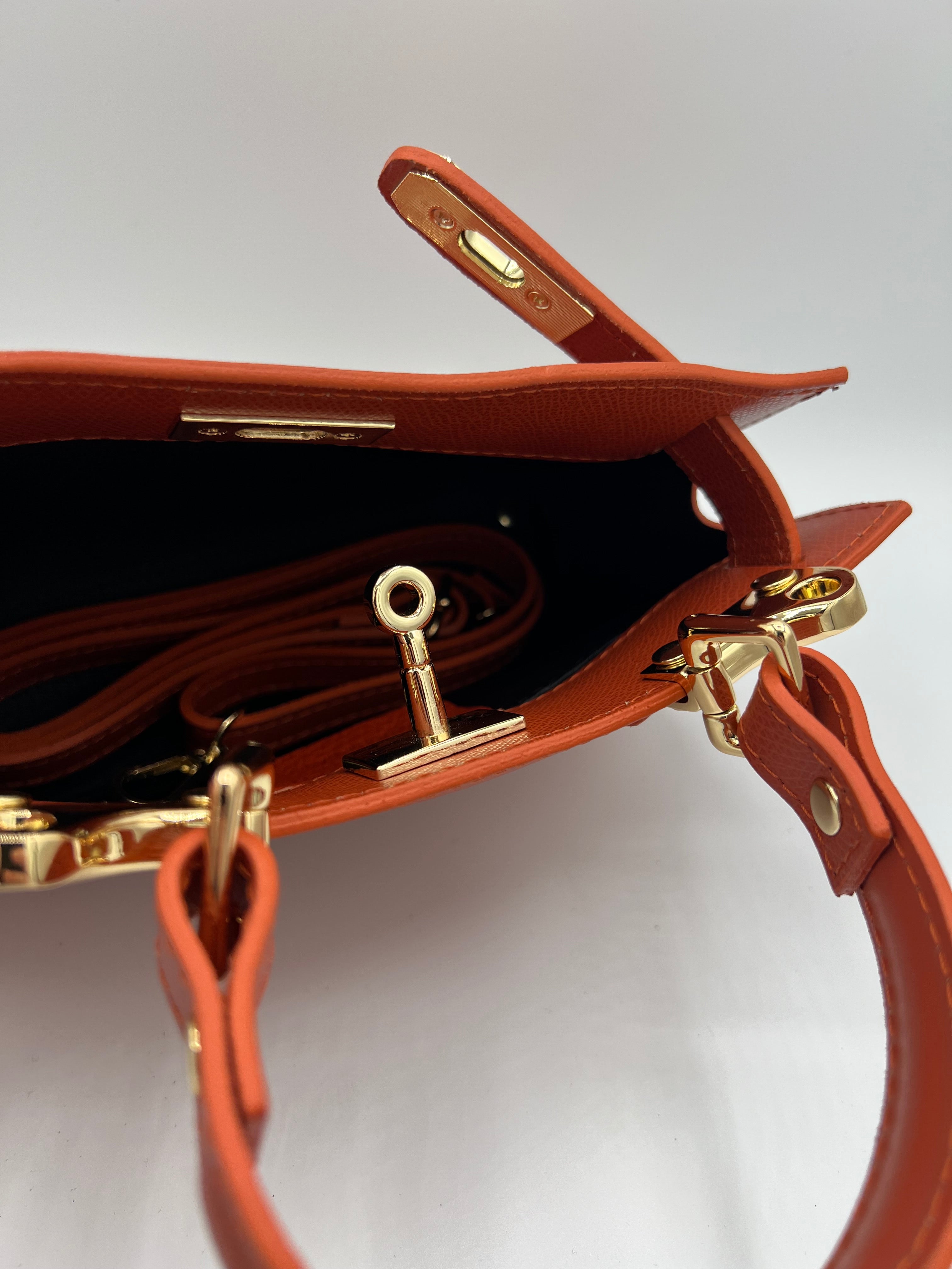 The Olivia Leather Handbag